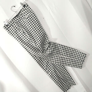 NWOT! BANANA REPUBLIC! "RYAN FIT" BLACK, WHITE CHECKED PLAID PANTS! SZ 6P